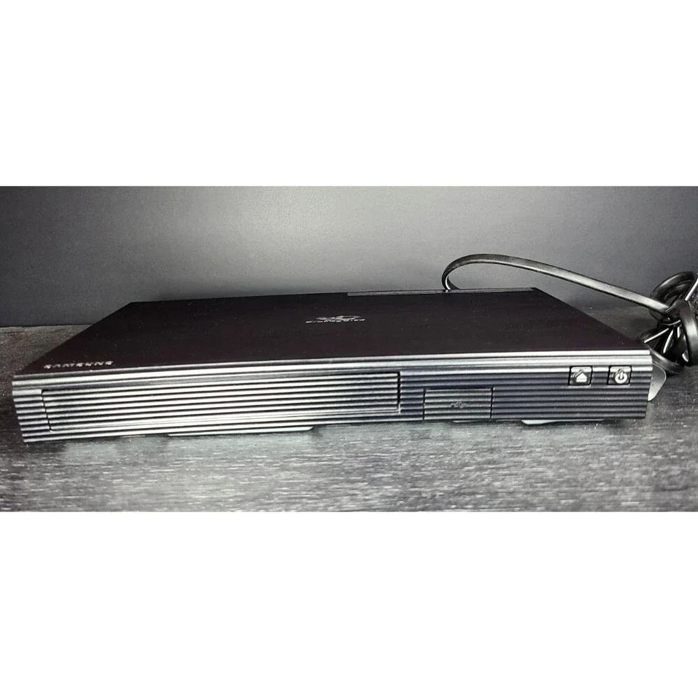 Samsung BD-JM51 Blu-ray DVD USB Player + Remote Control - Refurbished [EX]